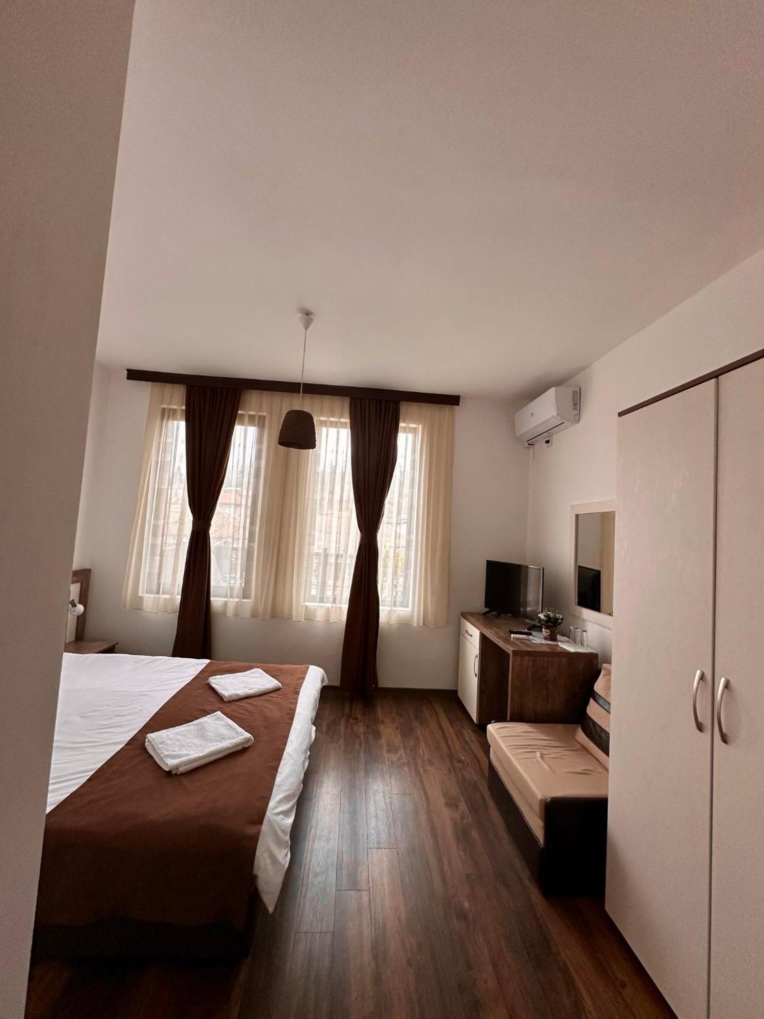 Бялата Къща Hotel Chakalarovo Exterior photo